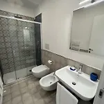 Дом отдыха Mana House2 *