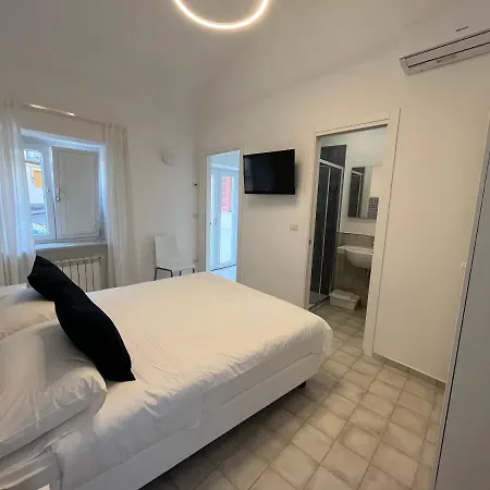 Mana House2 * Maiori