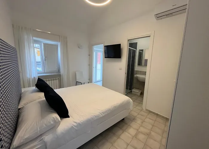Mana House2 * Maiori